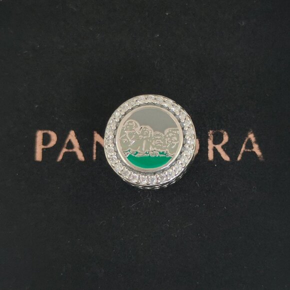 Pandora Mt. Rushmore National Memorial Exclusive Charm Bead Sterling Silver - Picture 1 of 6
